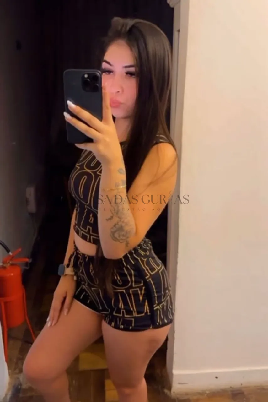 Ágata oliveira em Canoas foto 2
